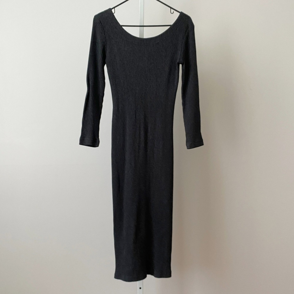 All That Jazz Charcoal‎ Grey Ribbed Knit Long Sleeve Scoop Neck Midi Dress 90s